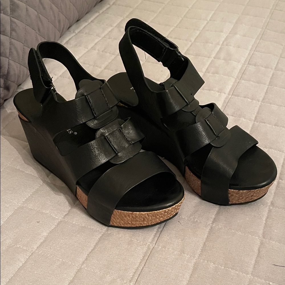 Pierre Dumas Black Wedge Sandals with Cork Accent